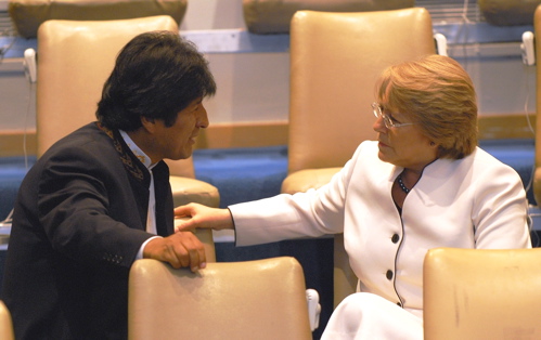Evo and Michelle Bachelet at the UN