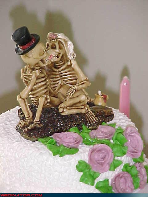 lewd-skeleton-cake.jpg