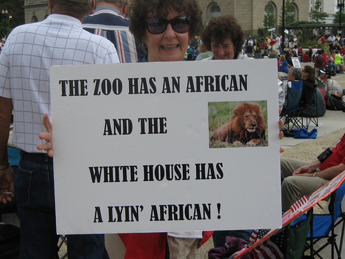 zoo-racist2.jpg