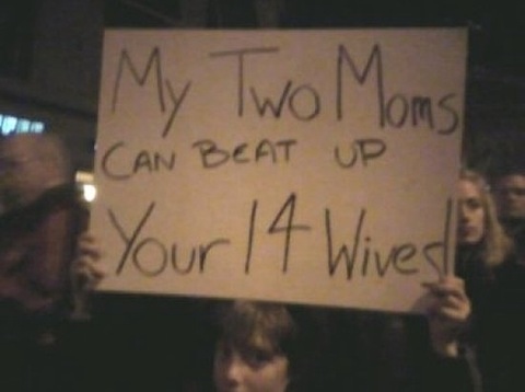 2-moms-beat-14-wives.jpg